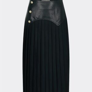 Chic Black A-Line Skirt with Button Detail